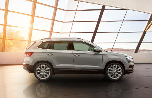 Škoda Karoq - pohľad zboku