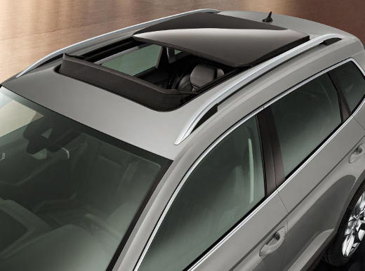 Škoda Karoq -panoramatické strešné okno