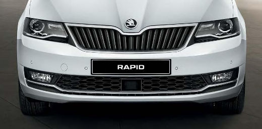 Škoda Rapid - pohľad spredu