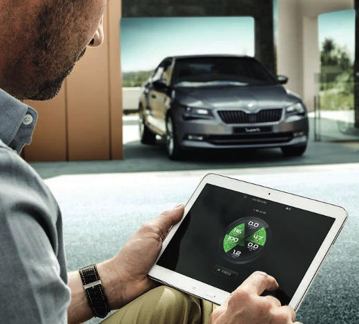 Škoda Superb - Systém SmartGate